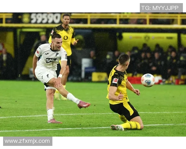 多特蒙德半场失球惨遭德甲失利败局 多特蒙德半场失球惨遭德甲失利败局